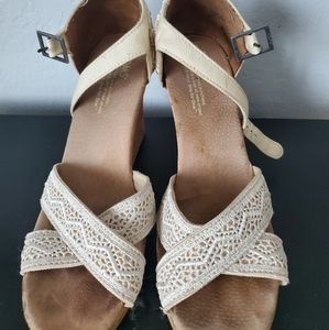 Toms wedge heels